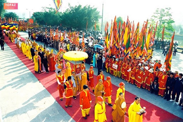 Lễ hội truyền thống mùa xuân Côn Sơn 