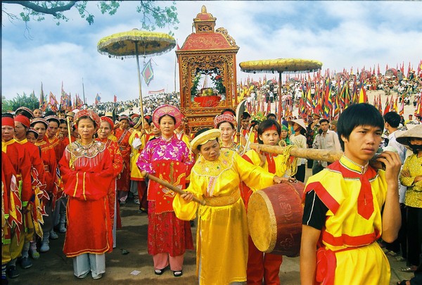 Lễ hội mùa xuân tại đền Kiếp Bạc 