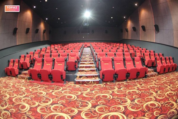 Không gian thoáng đãng tại Lotte Cinema Hải Dương