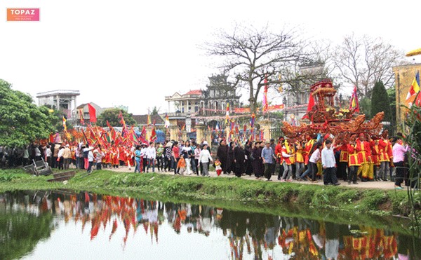 Chùa Trông, một viên ngọc quý ẩn mình giữa vùng quê thanh bình của Ninh Giang, tọa lạc tại thôn Hào Khê, xã Hưng Long