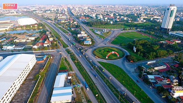 Nam Sách Hải Dương nằm ở vị trí trung tâm của tam giác kinh tế Hà Nội - Hải Phòng - Quảng Ninh, tạo điều kiện thuận lợi cho giao lưu kinh tế, văn hóa - xã hội.