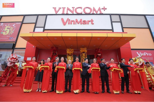 Vincom Chí Linh khai trương vào ngày 10 tháng 1 năm 2020, đánh dấu một cột mốc phát triển kinh tế - xã hội