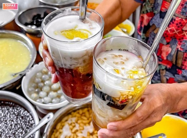 Chè Thái 48 Trần Hưng Đạo không chỉ nổi bật với không gian thoải mái, sạch sẽ và phục vụ tận tình, mà còn được yêu thích bởi thực đơn đa dạng.